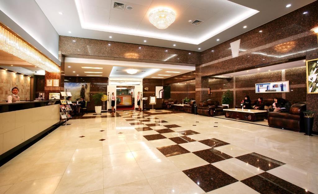 Sunjin Grand Hotel ウランバートル エクステリア 写真